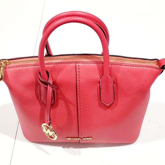 *NWOT* Michael Kors Vibrant Pink Satchel/Crossbody Bag. - Picture 1 of 8